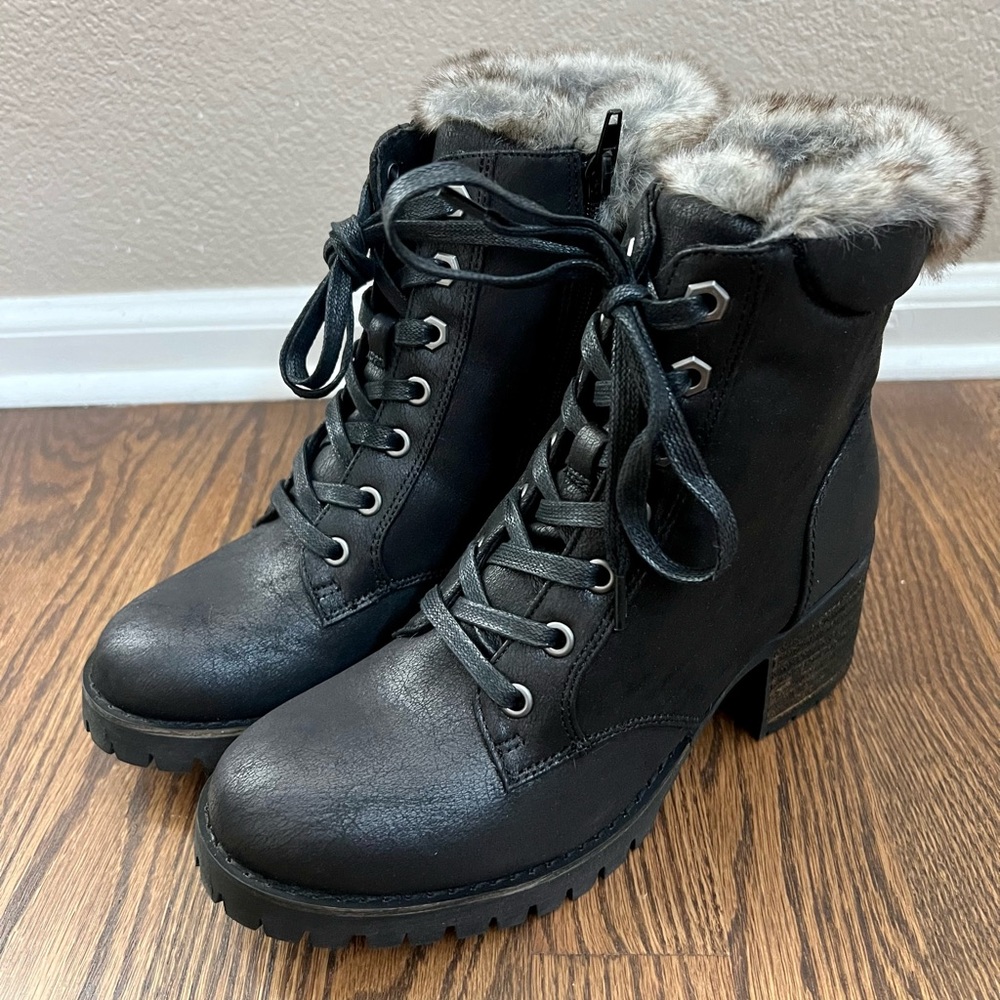 7.5 Steve Madden Faux Fur Boots